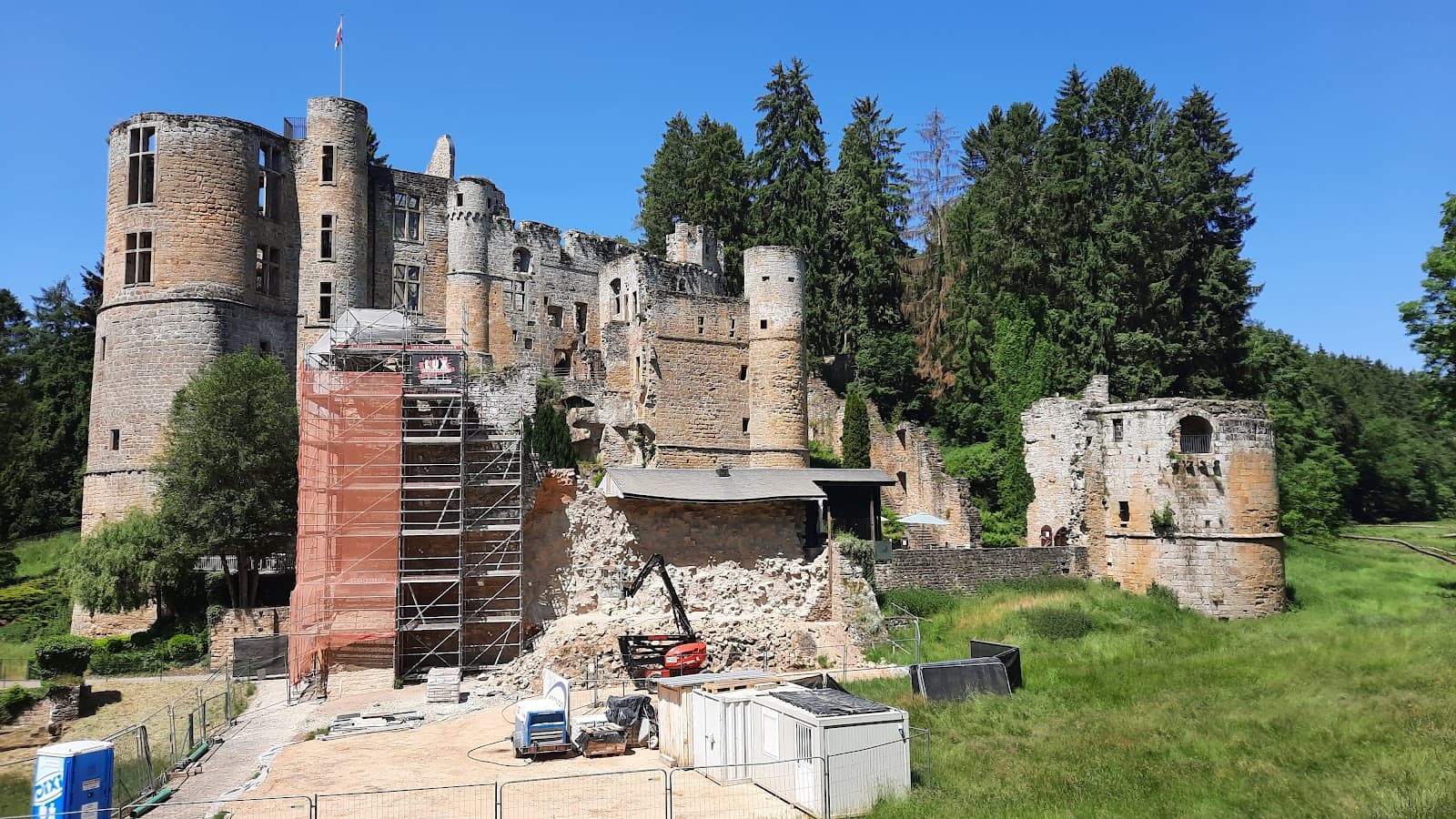 Beaufort Castles - Image 1