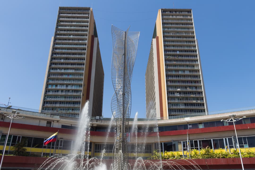 Centro Simón Bolívar El Silencio Towers - Image 1