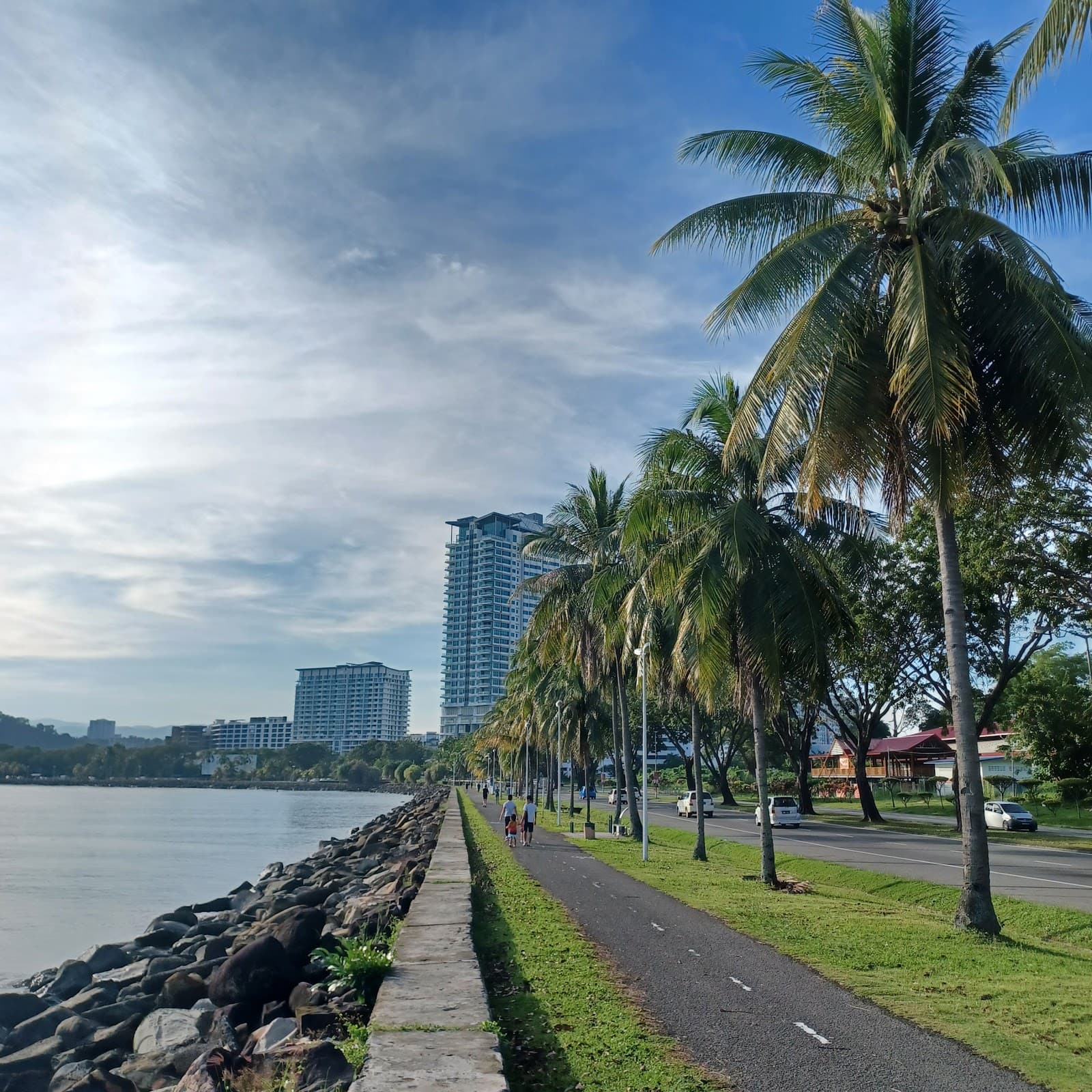 Likas Bay Park and Promenade - Image 1