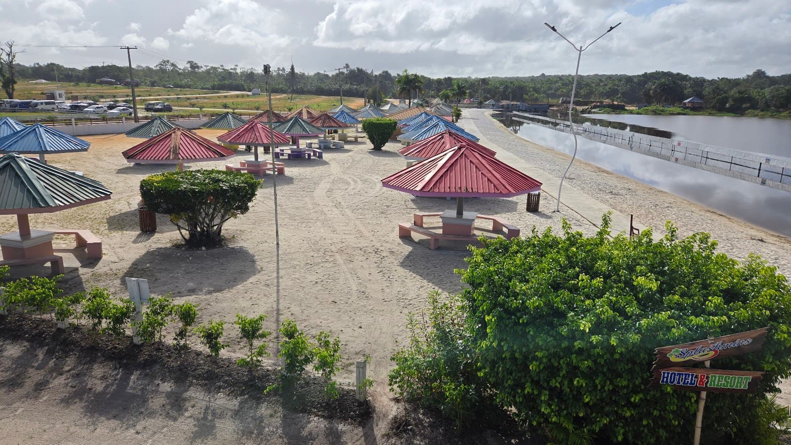 Splashmins Nature Resort - Image 1