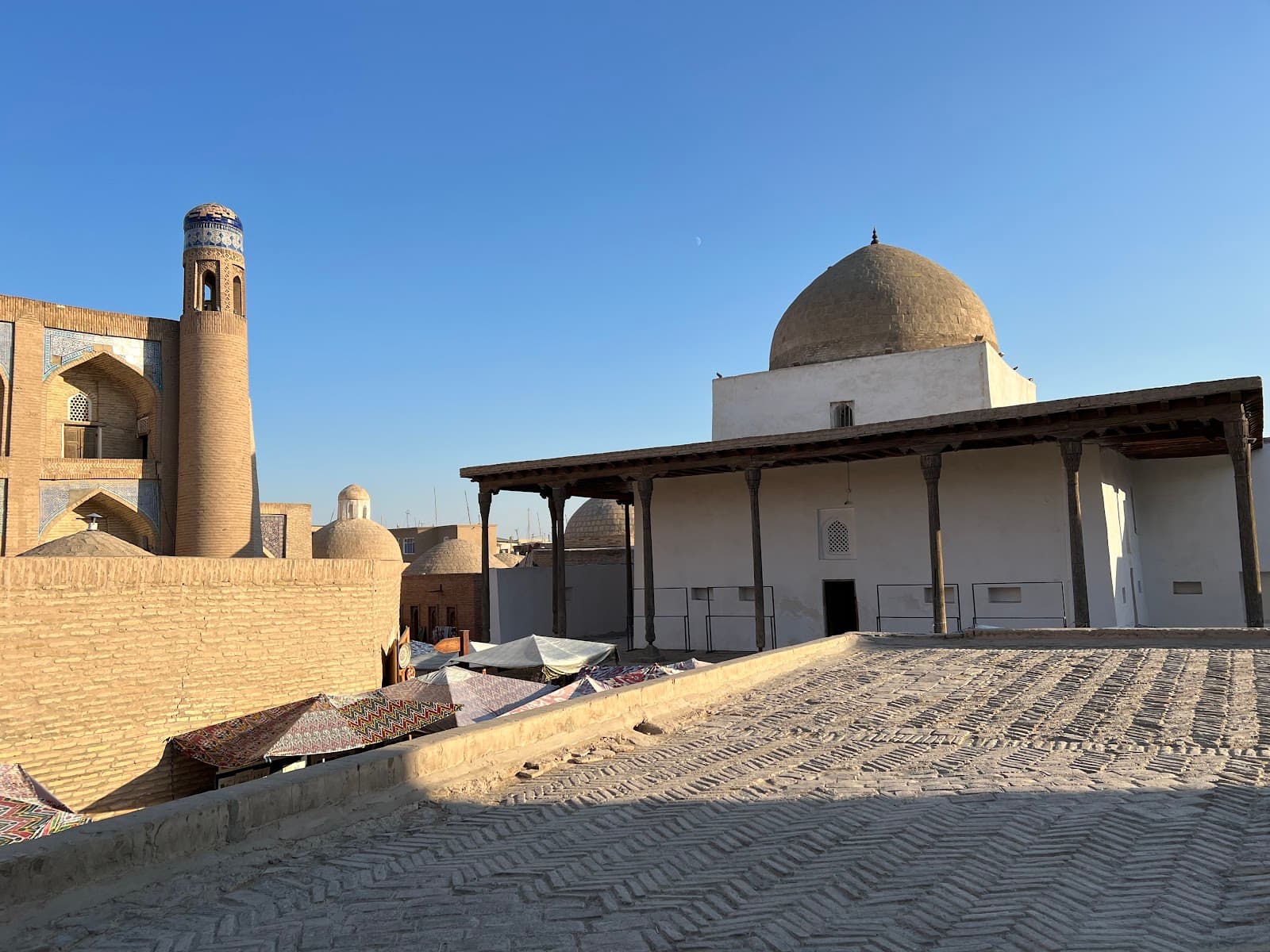 Ak Mosque - Image 1
