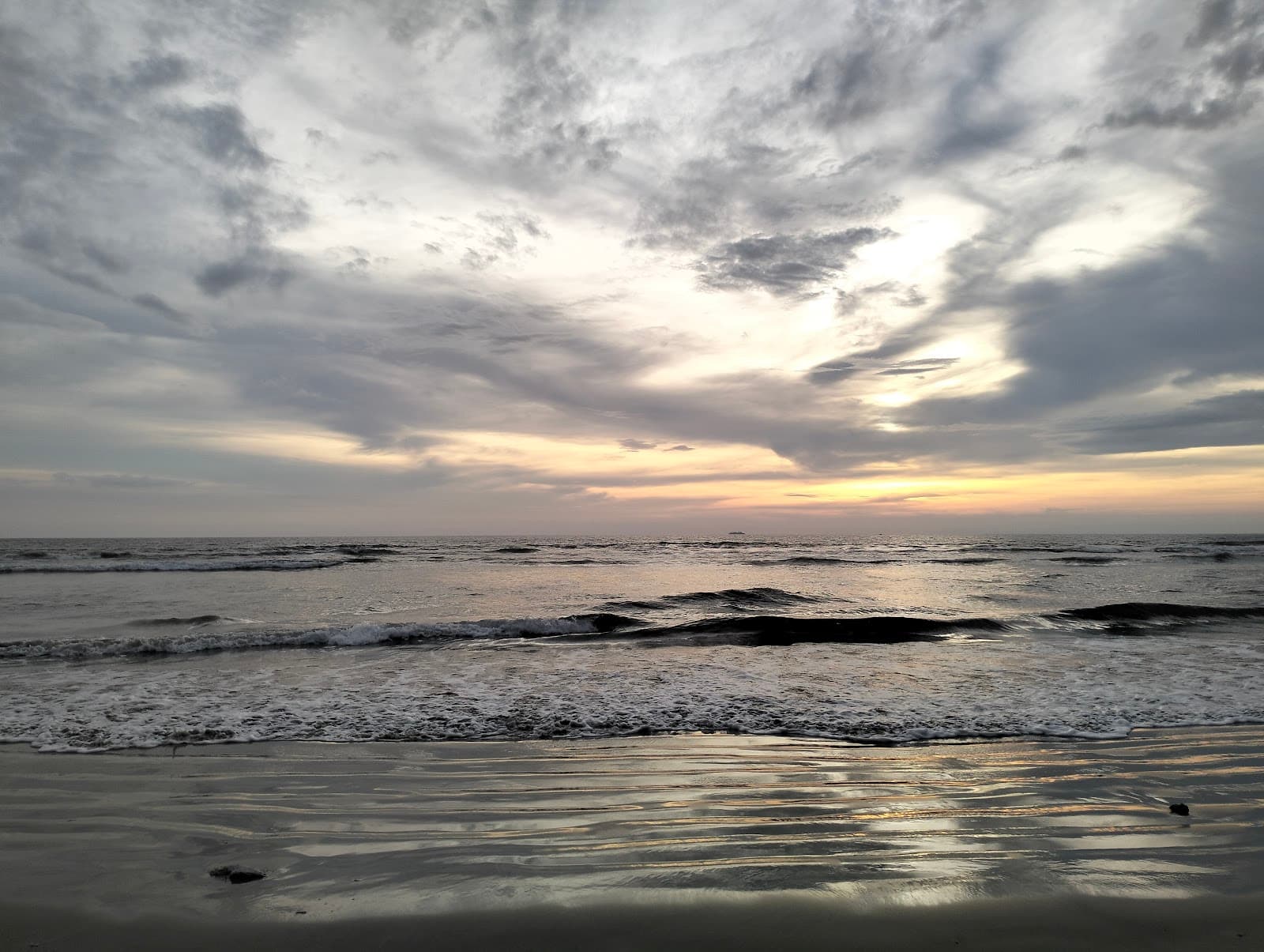 Berkas Beach - Image 1