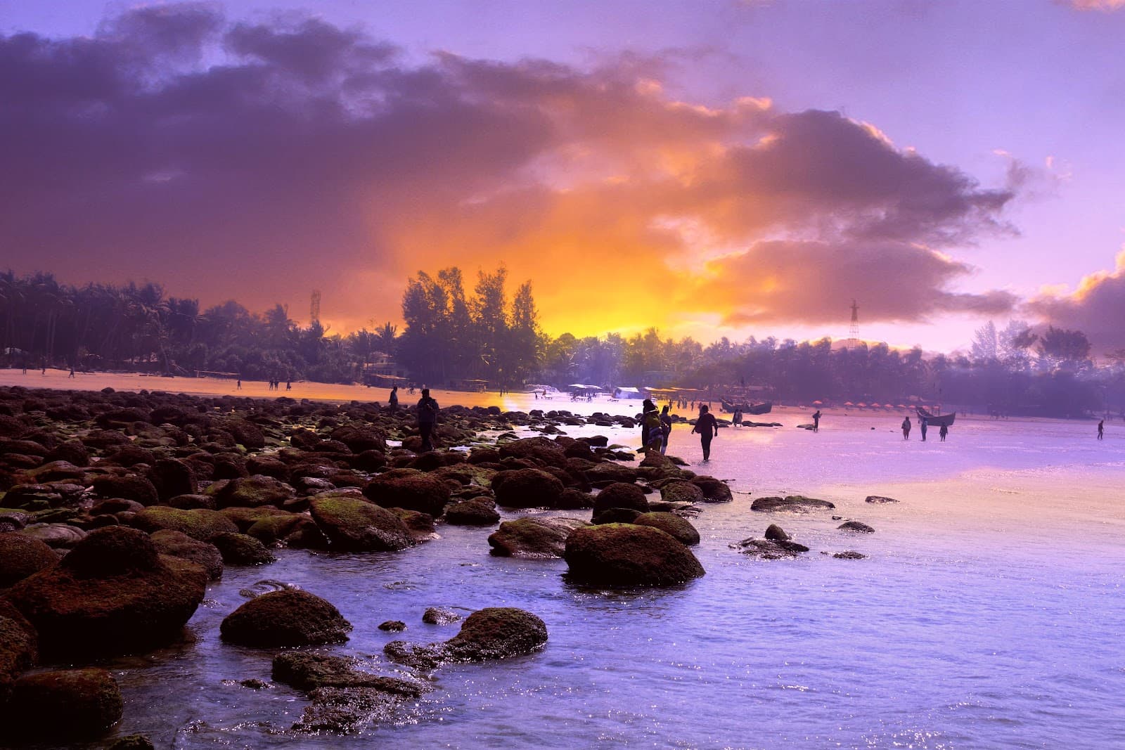 Haikou Bay Night Views (waterfront) - Image 1