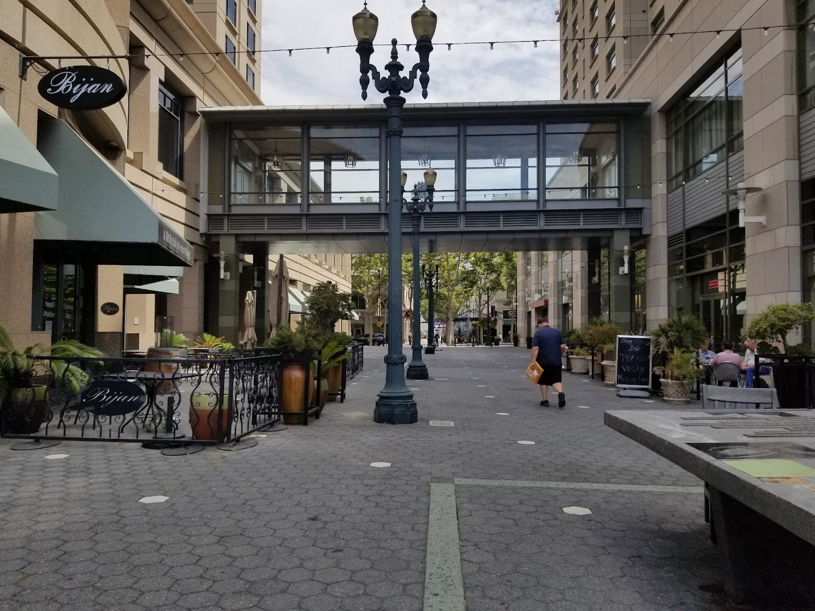 Paseo de San Antonio - Image 1