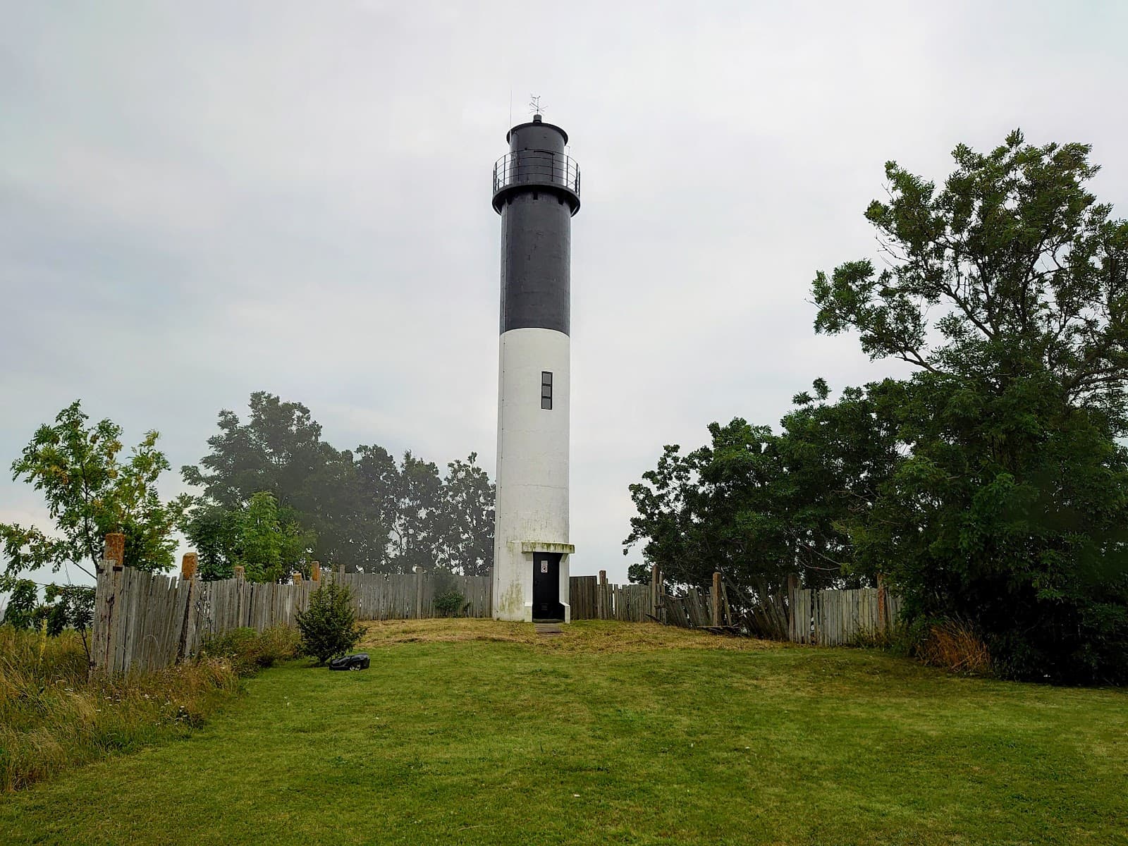 Kübassaare Lighthouse - Image 1