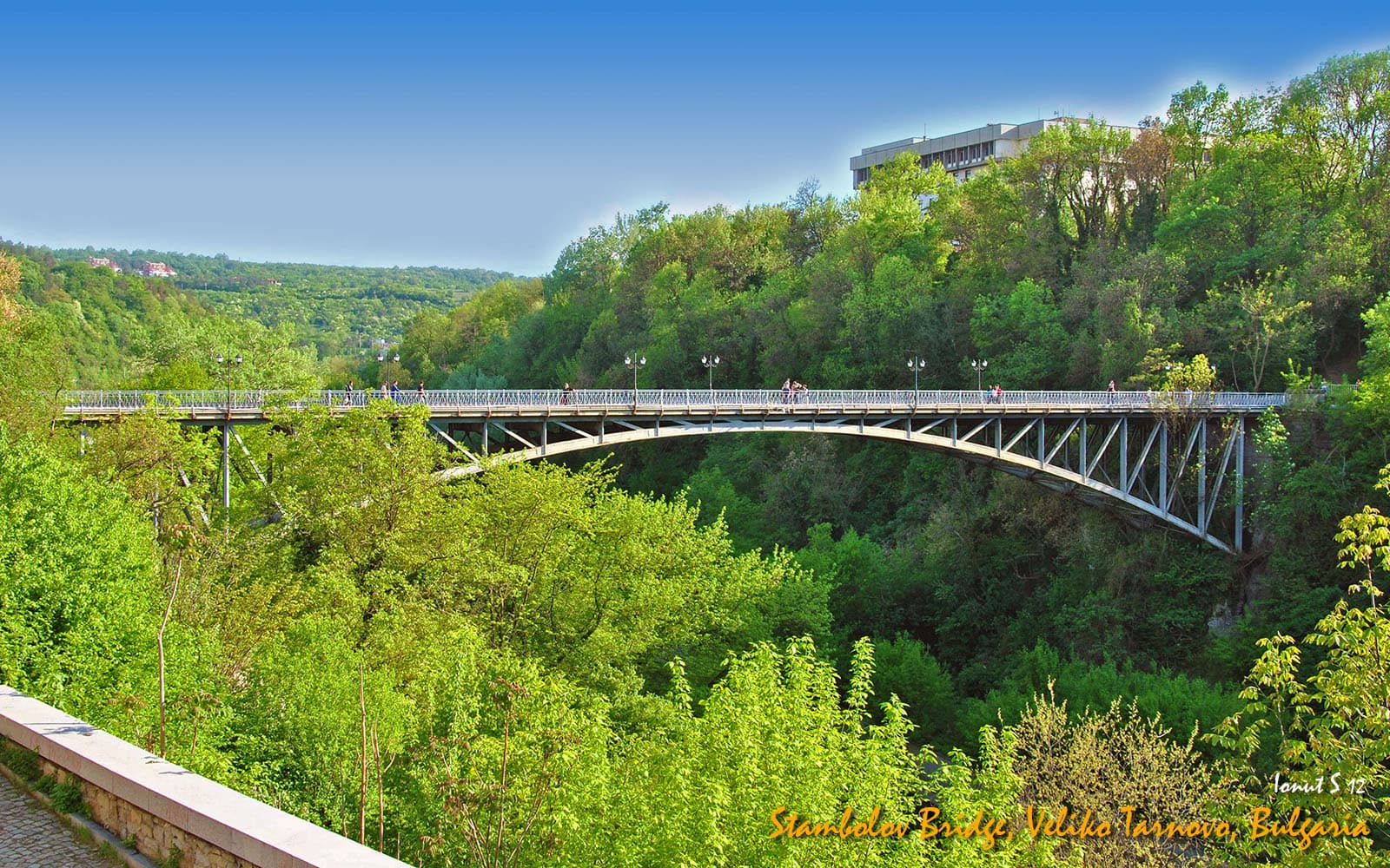 Stambolov Bridge - Image 1