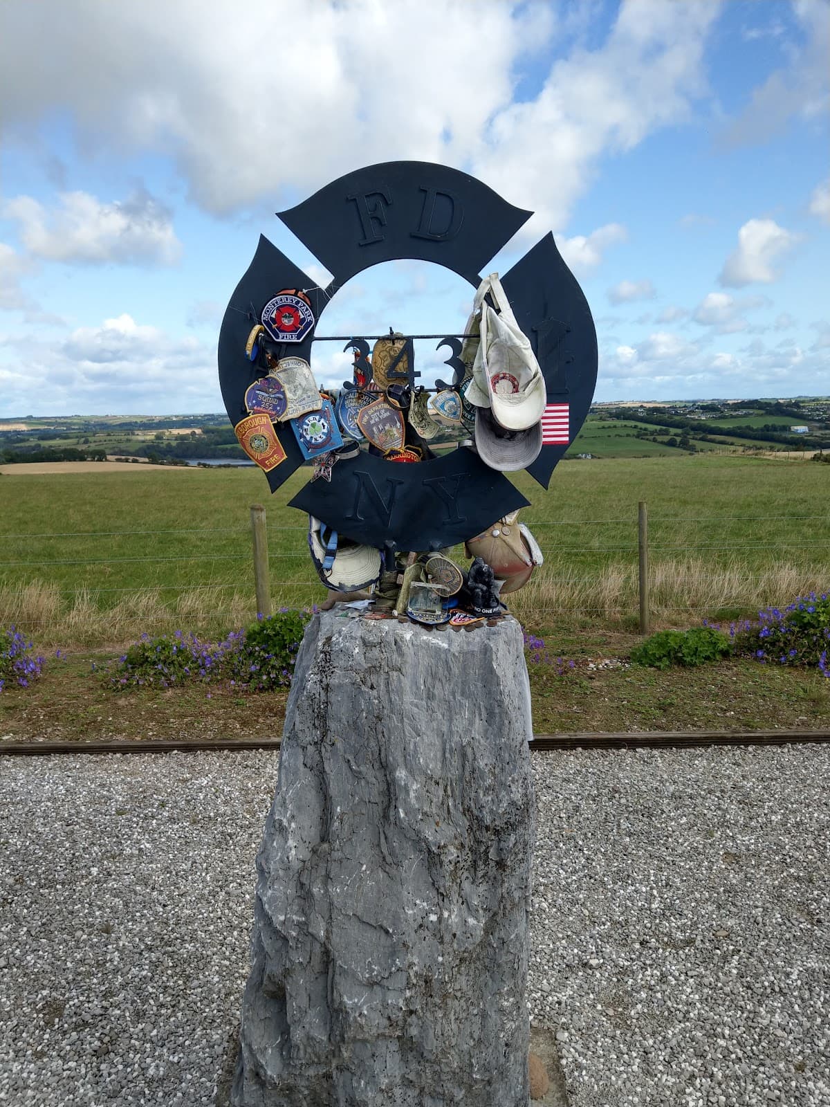 Ringfinnan Garden of Remembrance - Image 1