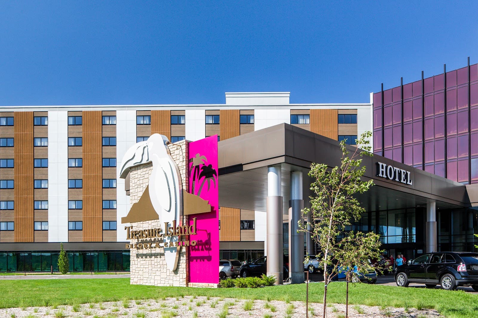 Treasure Island Resort & Casino - Image 1