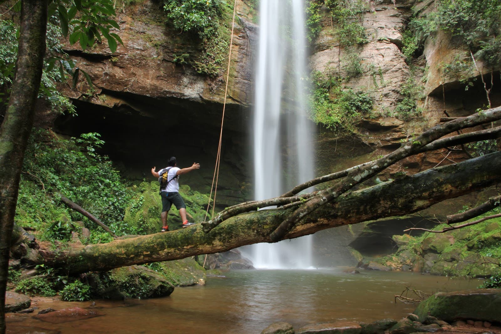 Cachoeira da Roncadeira - Image 1