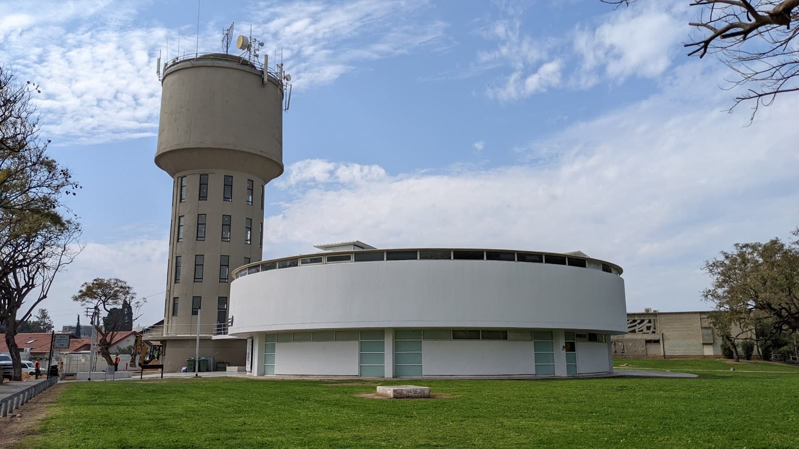 MoBY: Museums of Bat Yam - Image 1