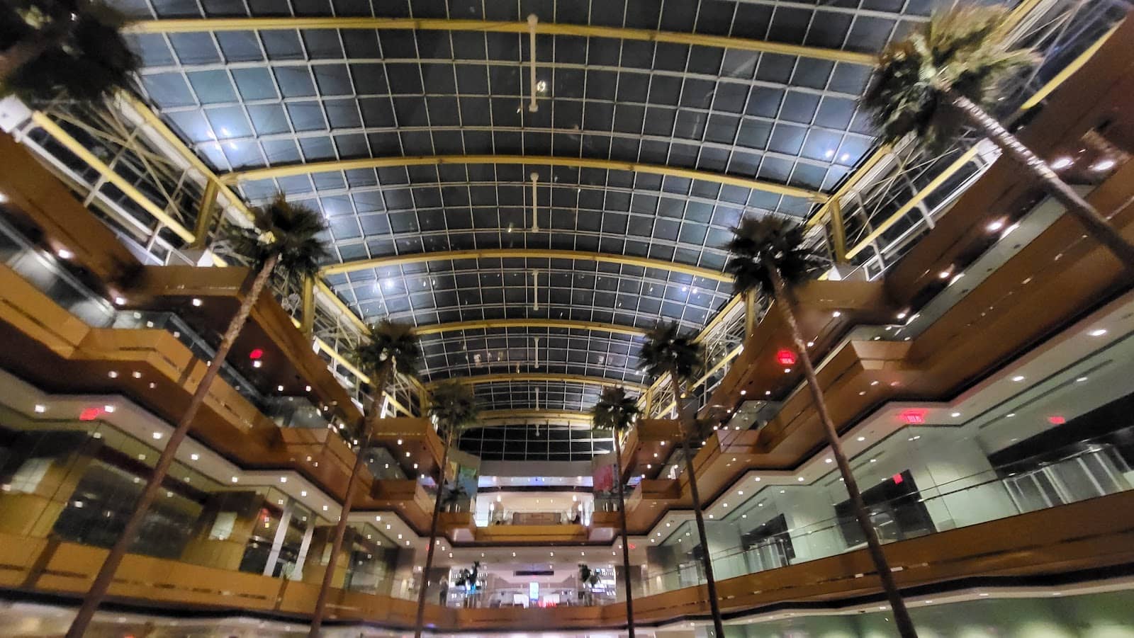 Detroit Riverwalk Access