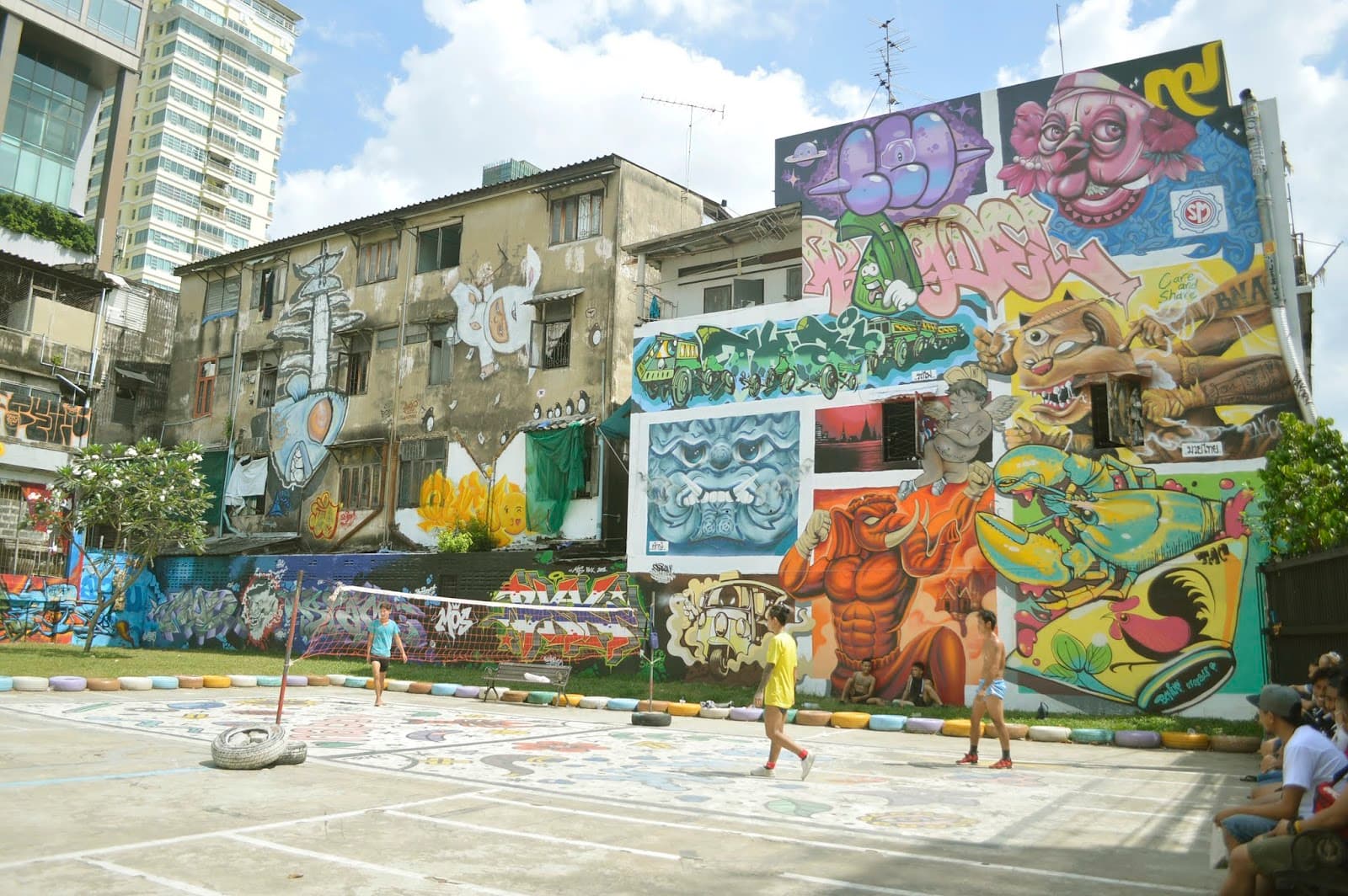 Chalerm La Park (Graffiti Park) Bangkok - Image 1