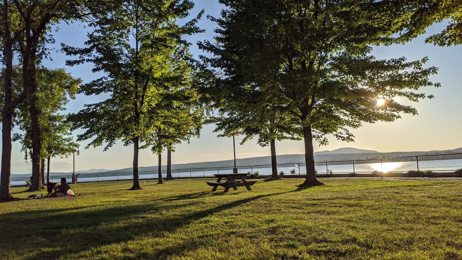 Magog Waterfront (Pointe Merry) - Image 1