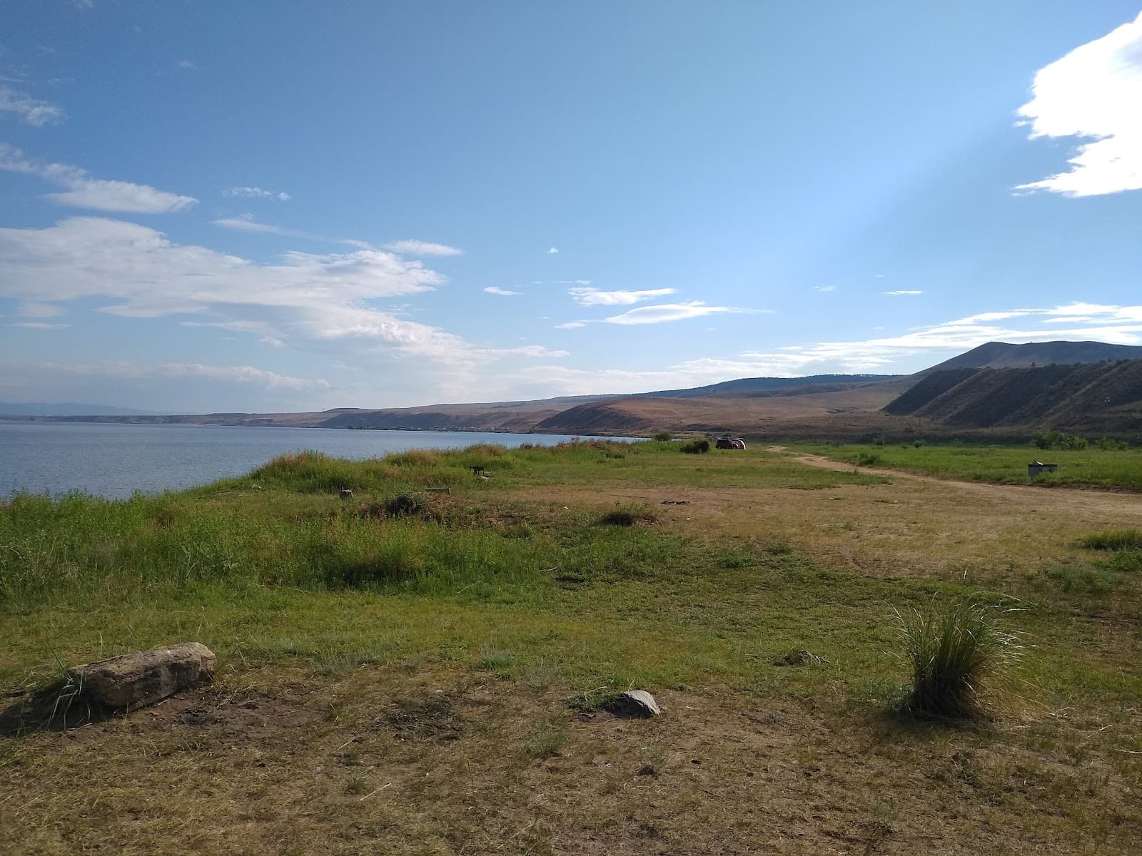 Gusinoye Ozero Lake - Image 1