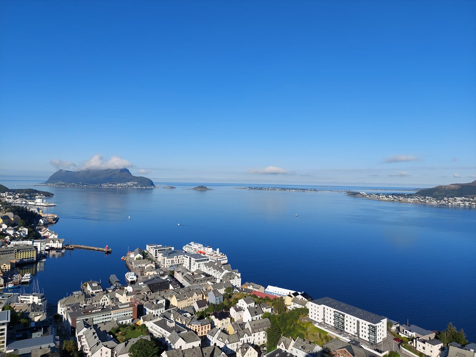 Aksla Viewpoint Ålesund - Image 1