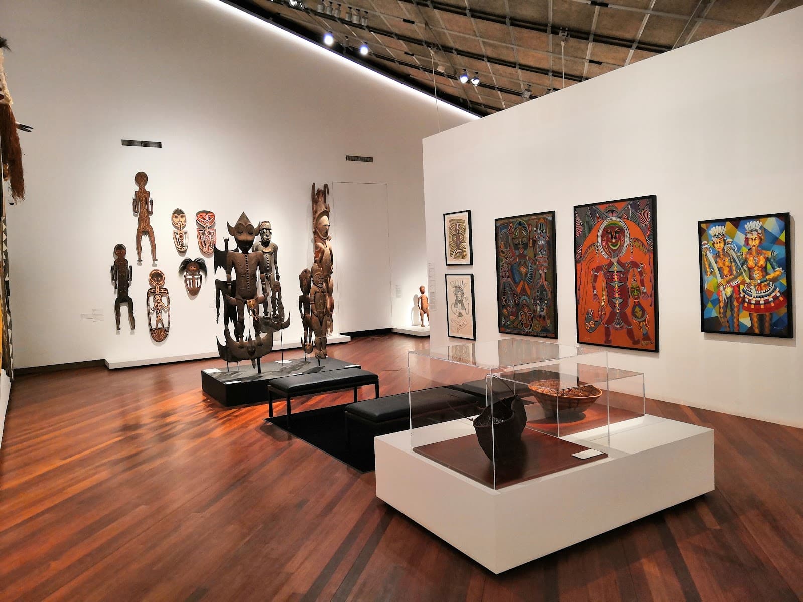 PNG National Museum & Art Gallery - Image 1