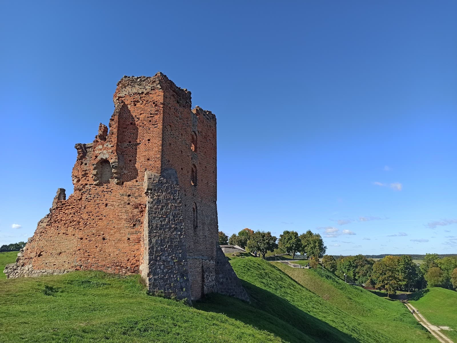 Castle Hill - Image 1