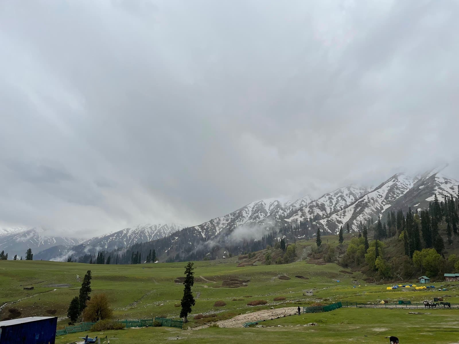 Khilanmarg Gulmarg - Image 1
