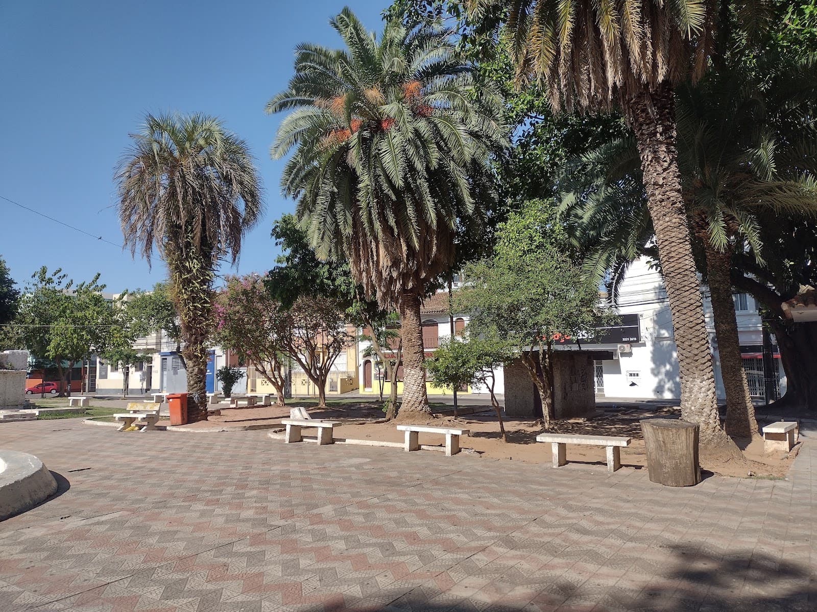 Praça Saturnino de Brito Marília Brazil - Image 1
