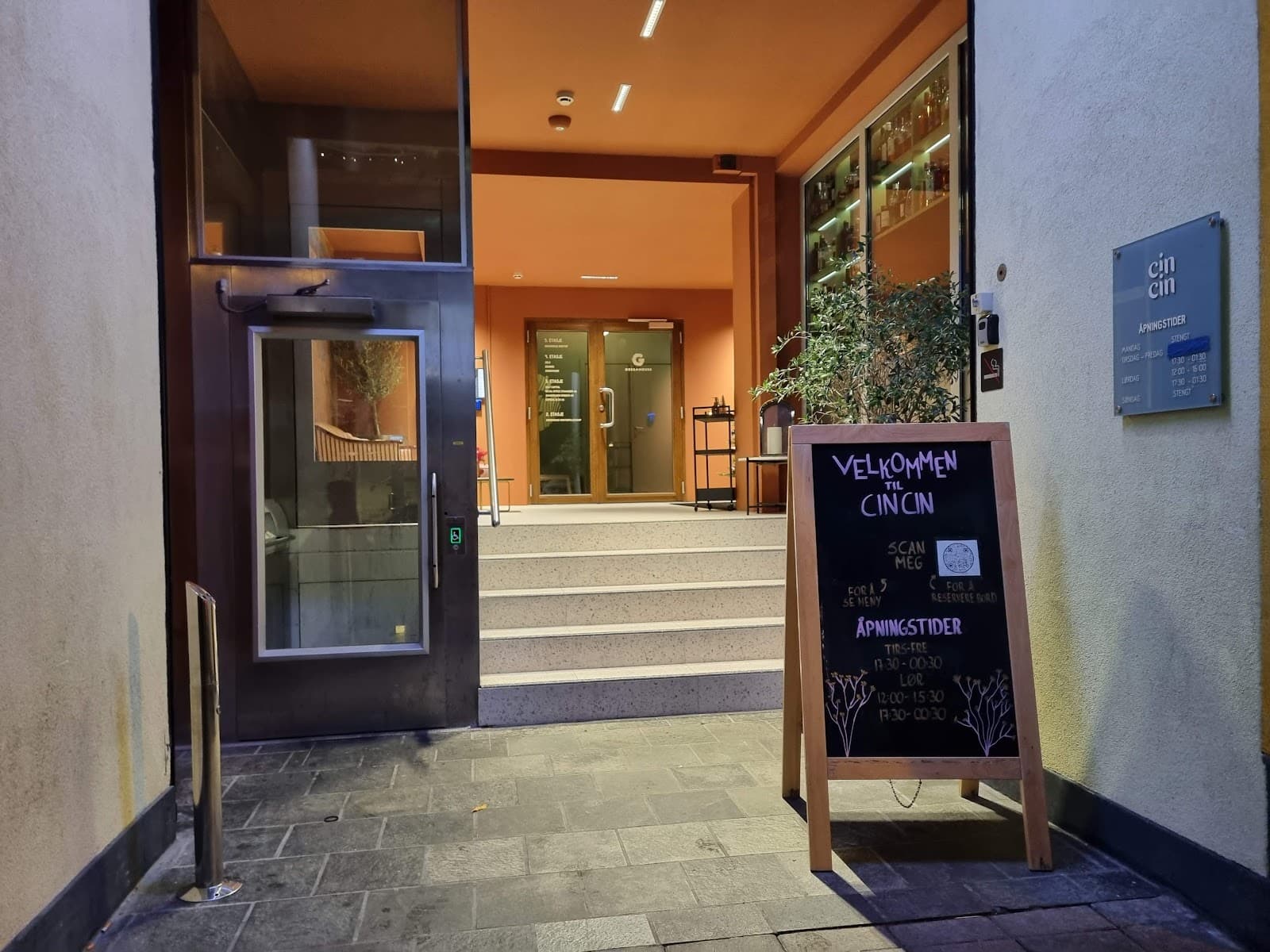 Torget Market Square - Image 1