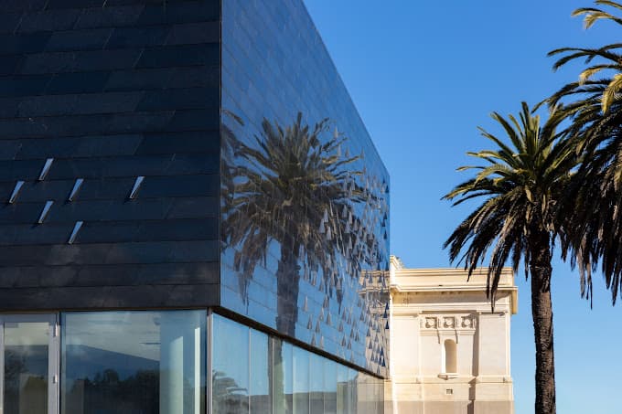 Sarjeant on the Quay - Image 1