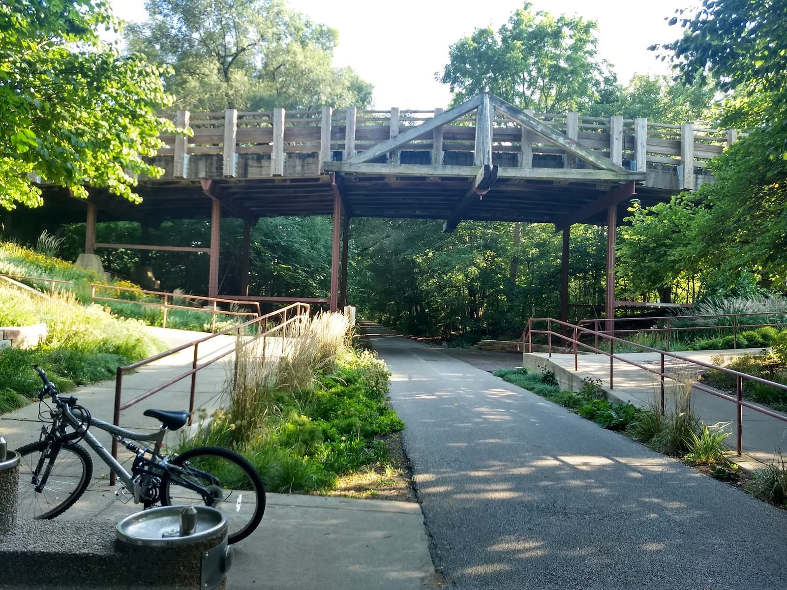 Camelback Bridge - Image 1