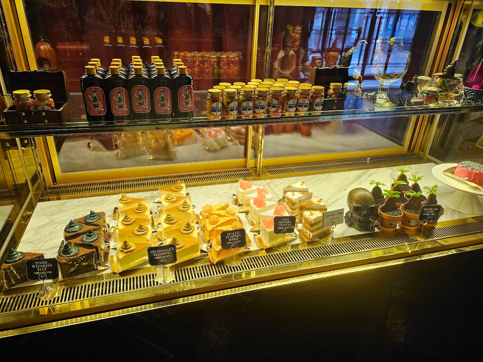 Various Themed Cafes in Seoul - Image 1