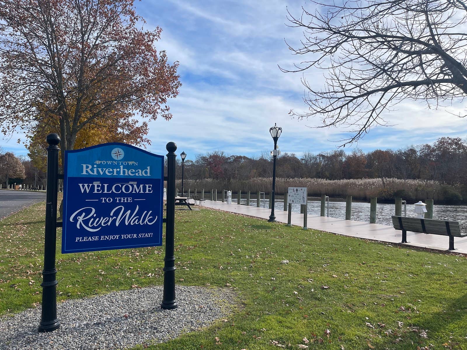 Local Boutiques & Eateries