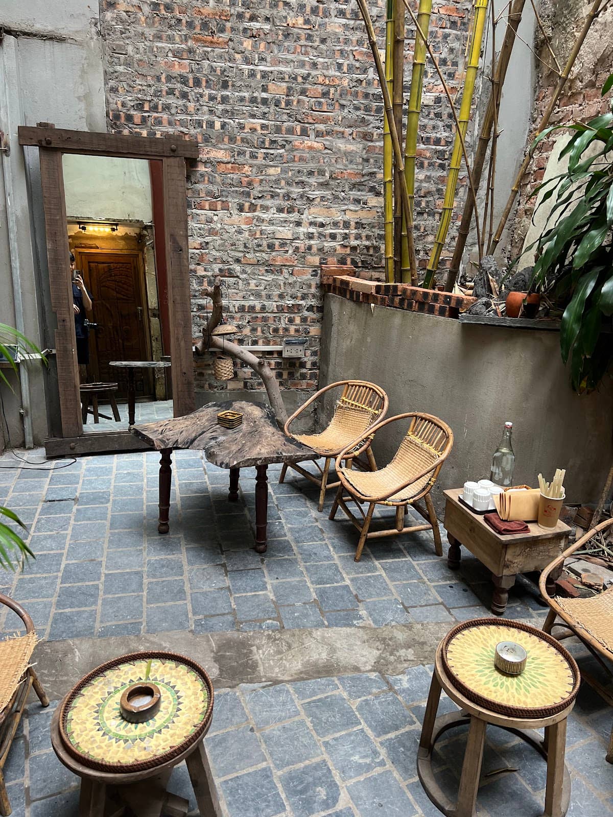 French Colonial Ambiance