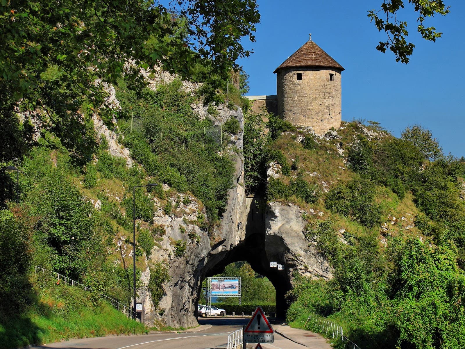 Porte Taillée - Image 1