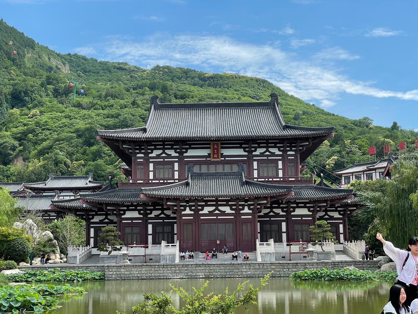 Huaqing Palace (Huaqing Hot Springs) - Image 1