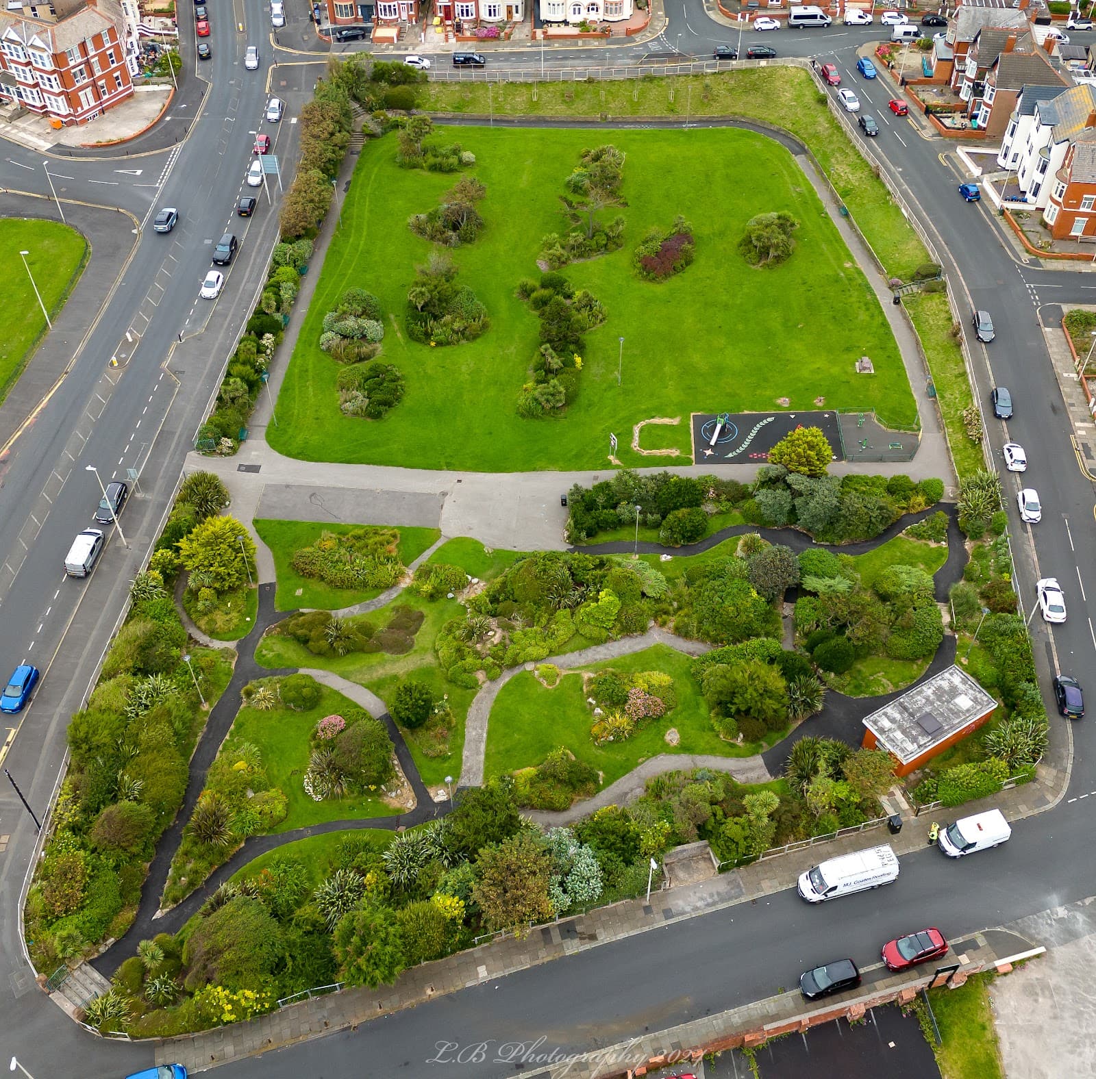 Gynn Gardens - Image 1