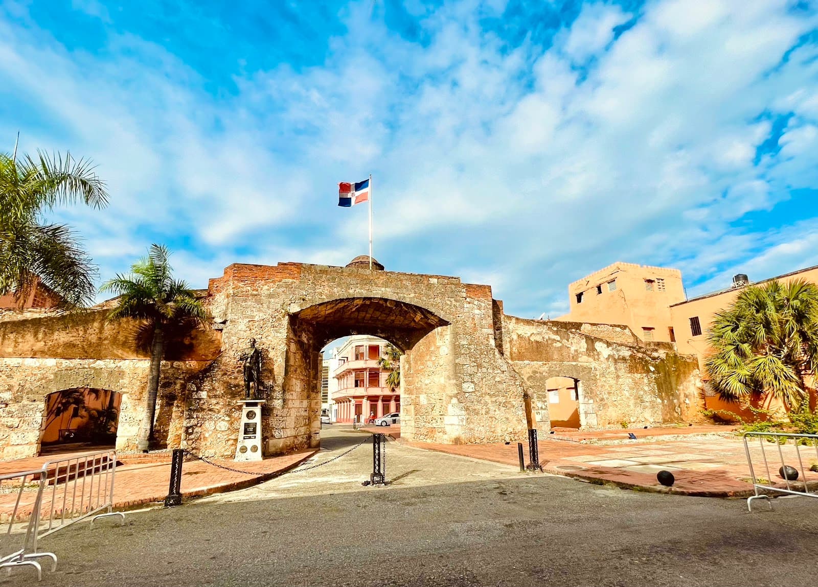 Puerta de la Misericordia - Image 1