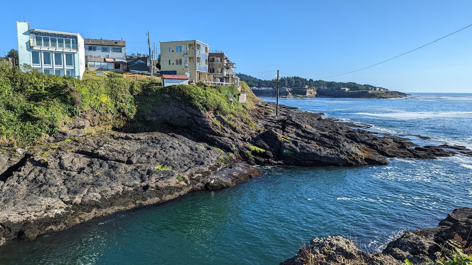 Depoe Bay Harbor - Image 1