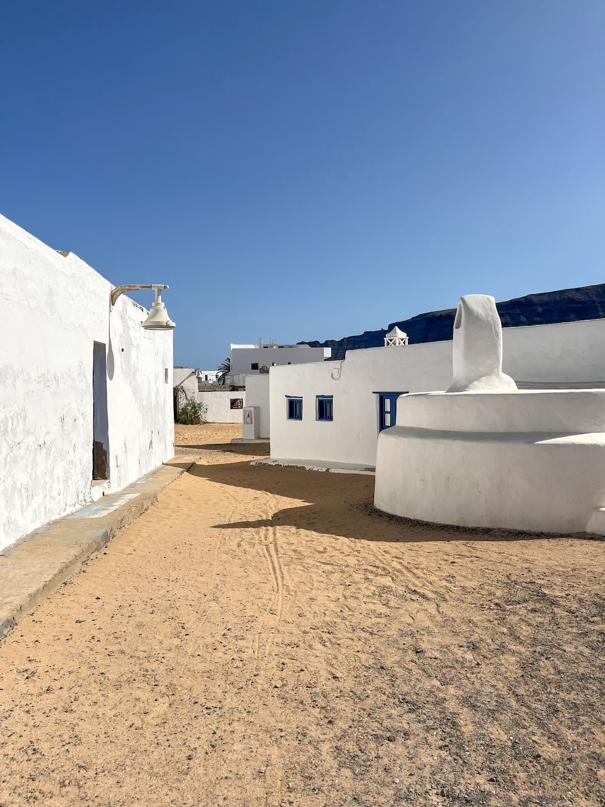 La Graciosa Caleta de Sebo - Image 1