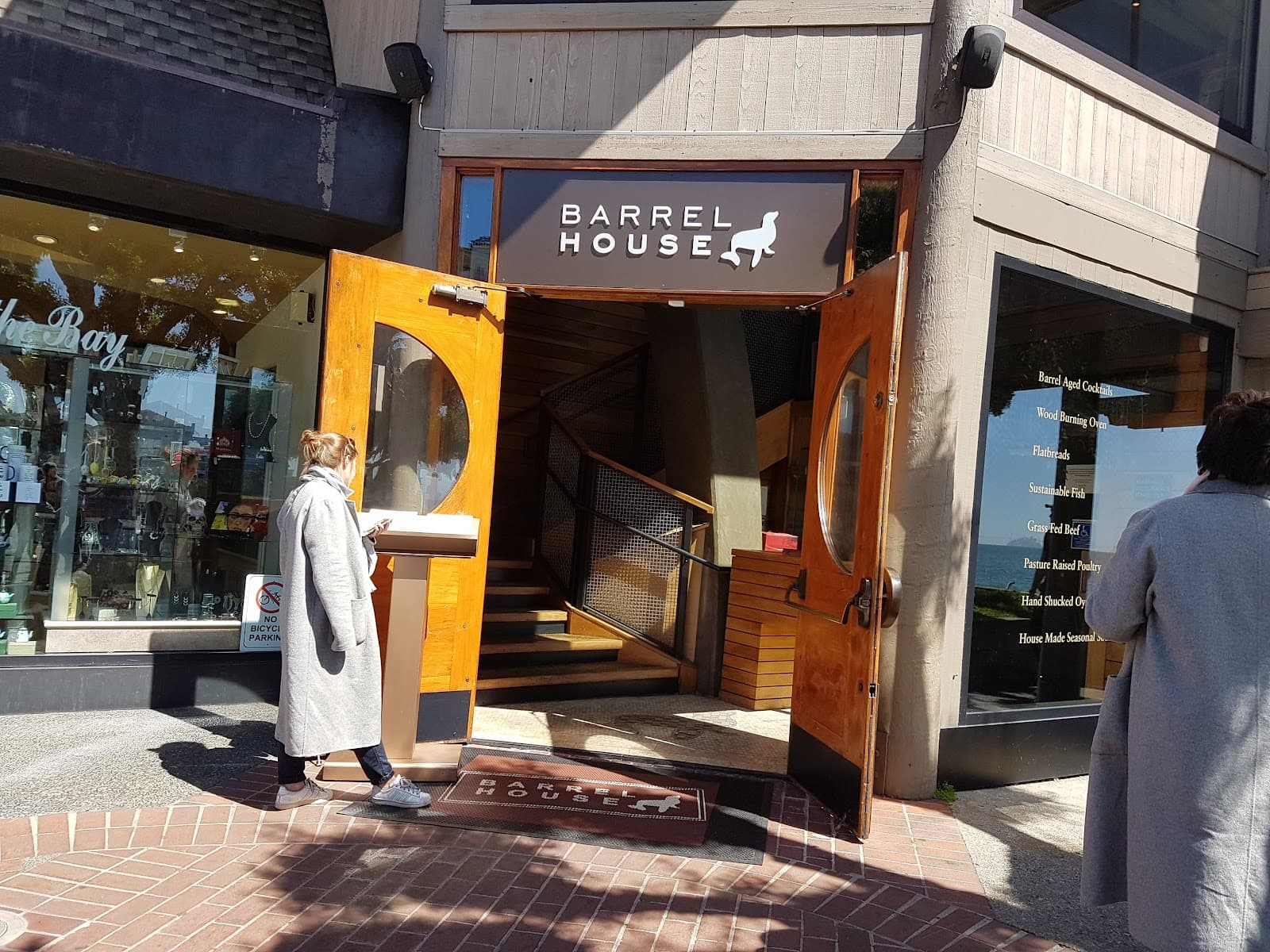 Bridgeway Promenade - Image 1