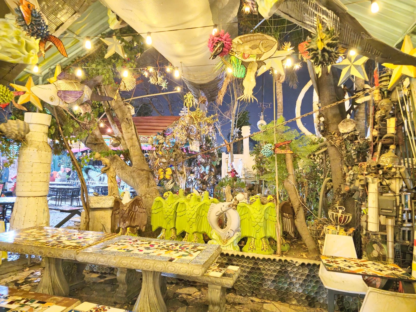 Tio's Tacos Folk Art Garden - Image 1