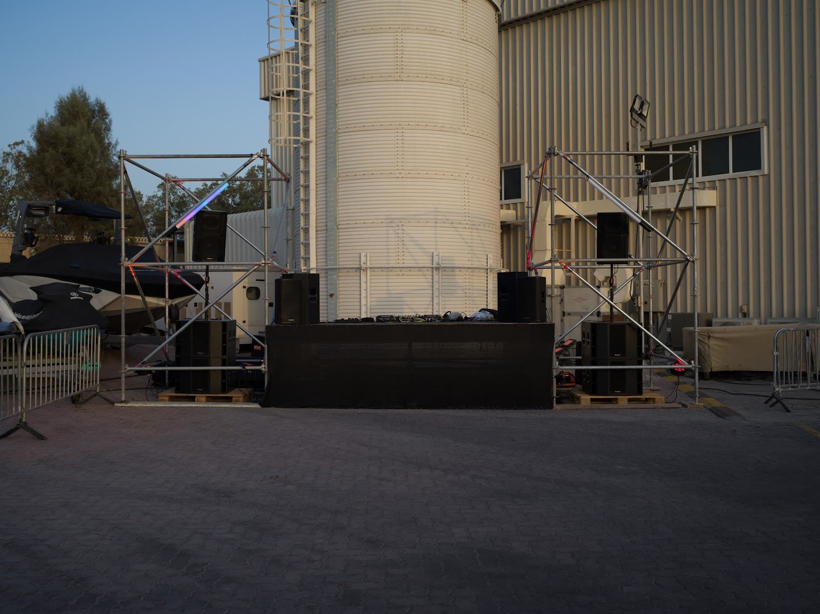 Boogie Box - Image 1