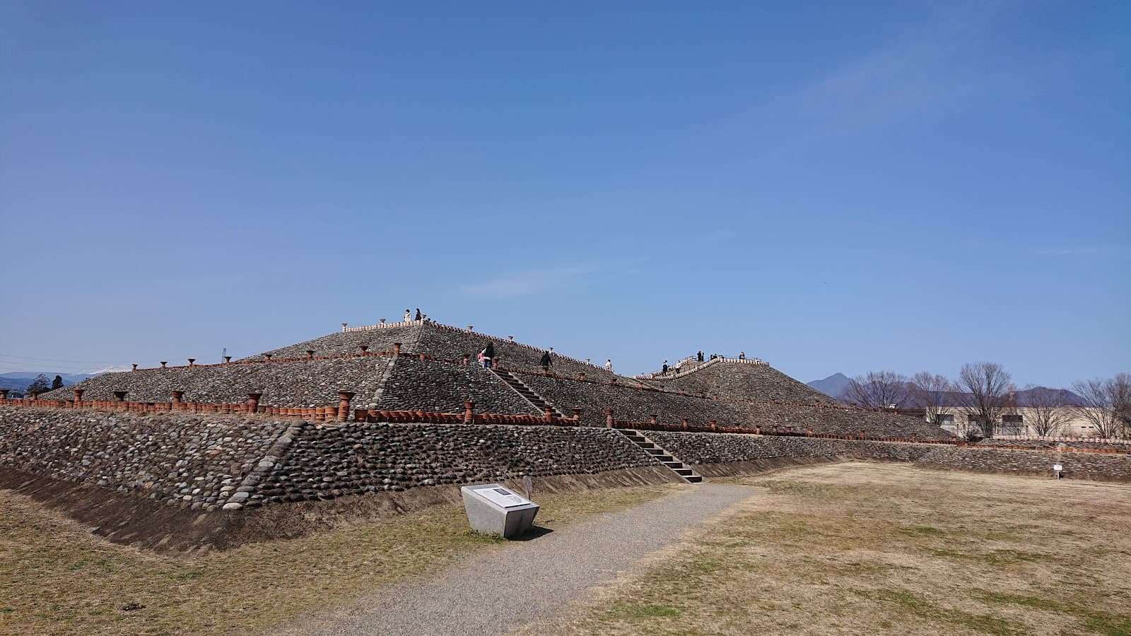 Hodota Kofun Cluster - Image 1