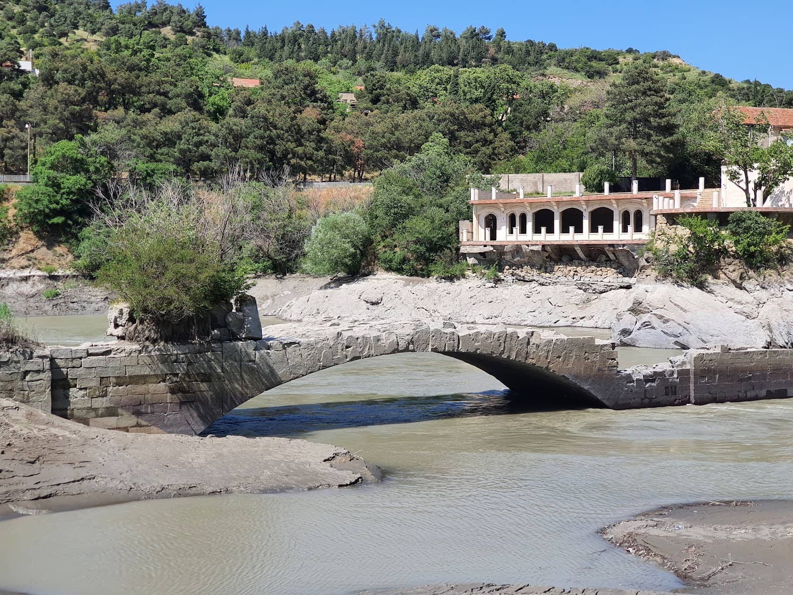 Island Farm & Petting Zoo