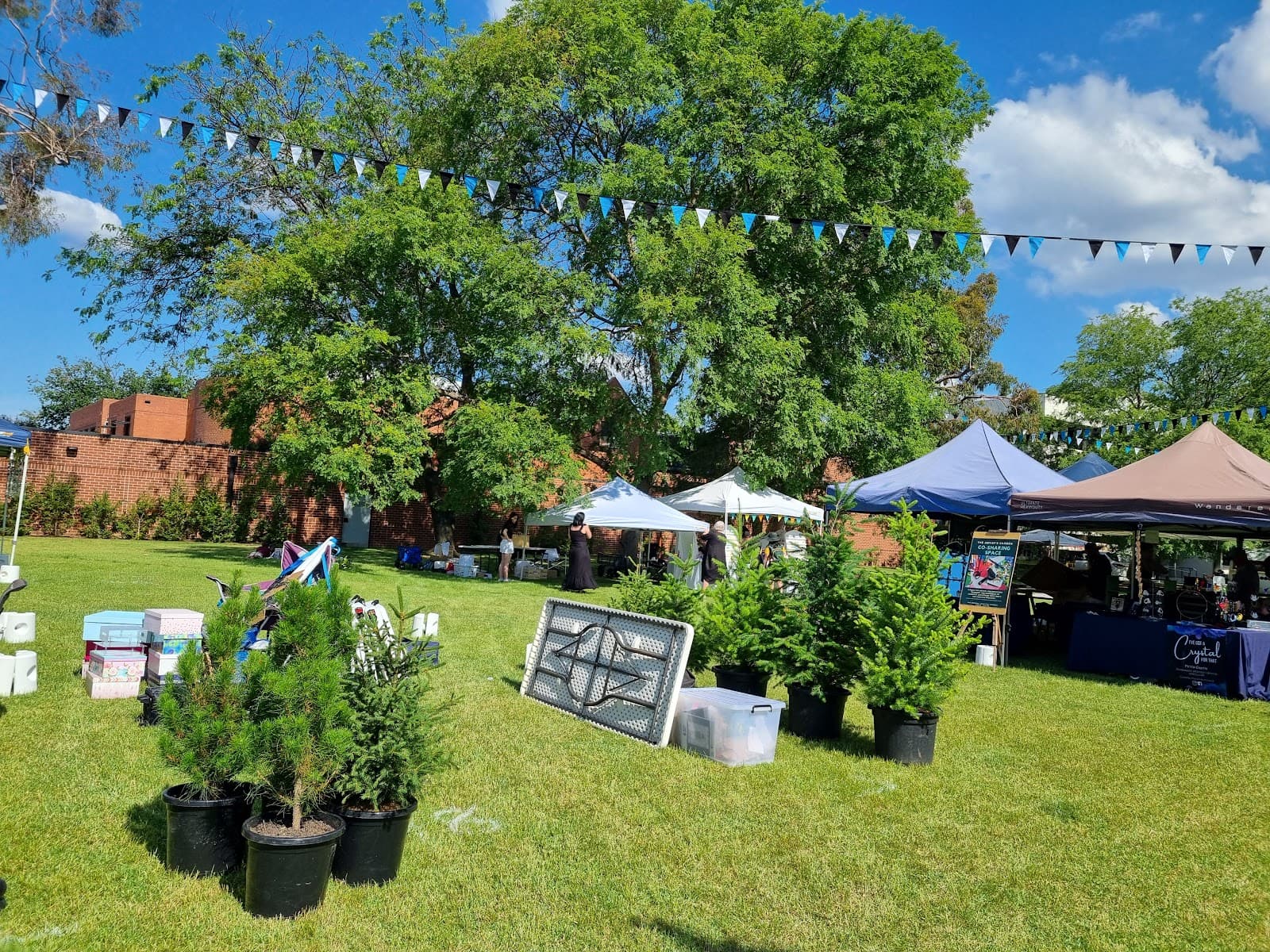 QEII Square - Image 1