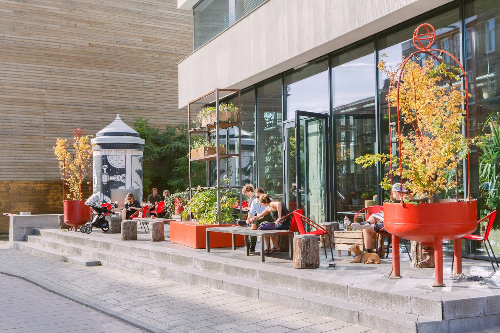 Volkshotel - Image 1