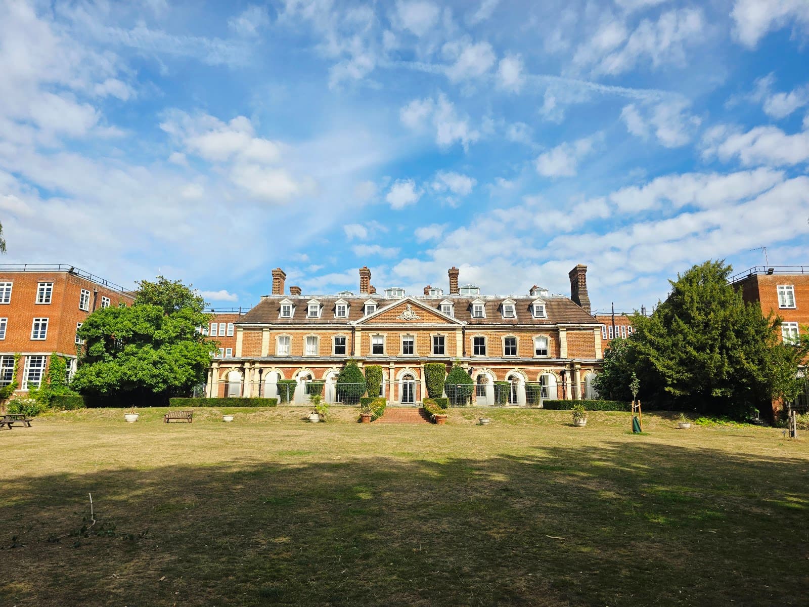 Bromley Palace Park - Image 1