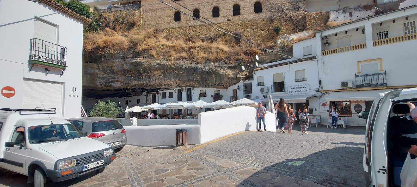Setenil de las Bodegas - Image 1