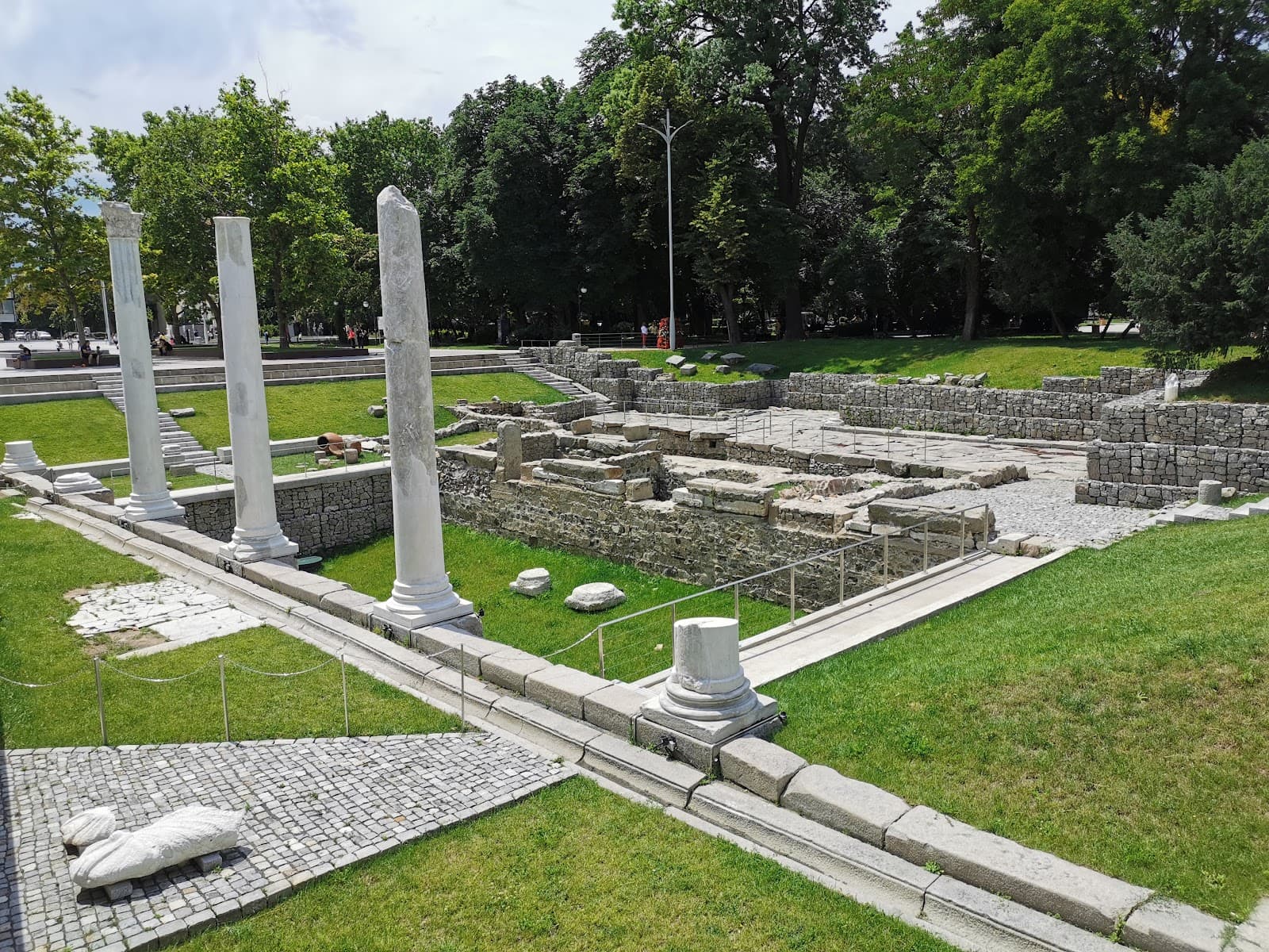 Knyaz Alexander I Main Street - Image 1