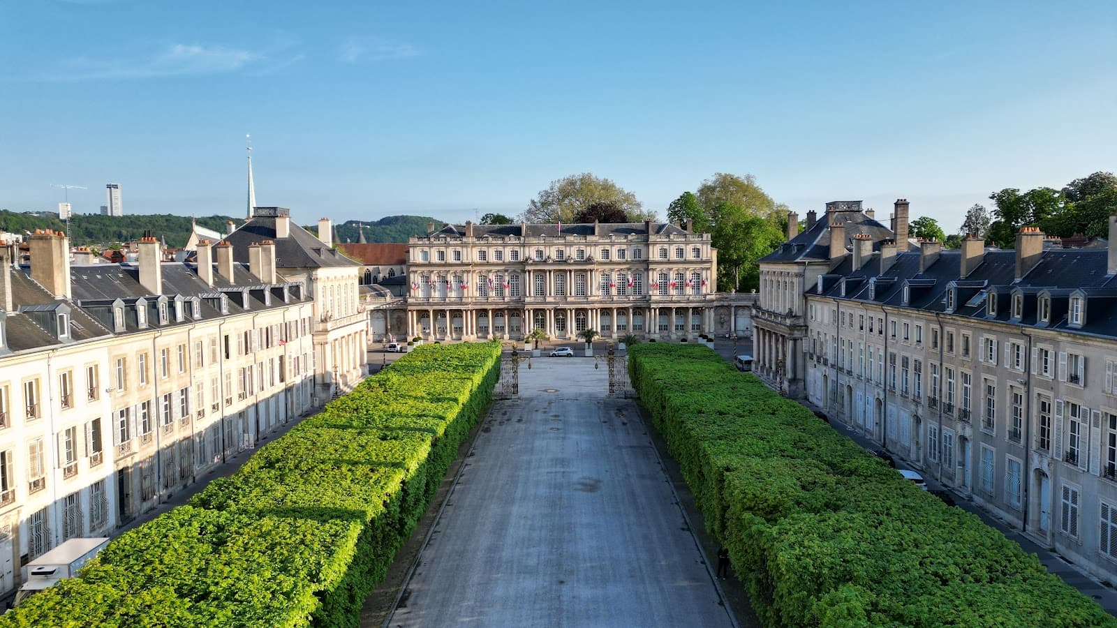 Place de la Carrière Nancy - Image 1