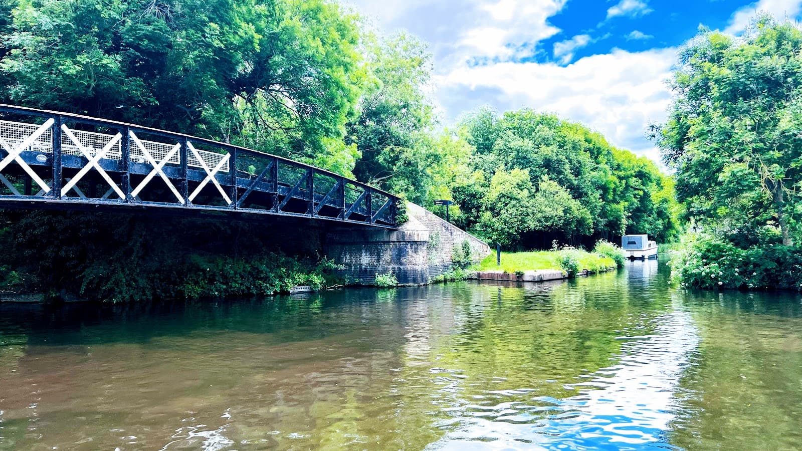 Grand Union Canal (Rickmansworth) - Image 1