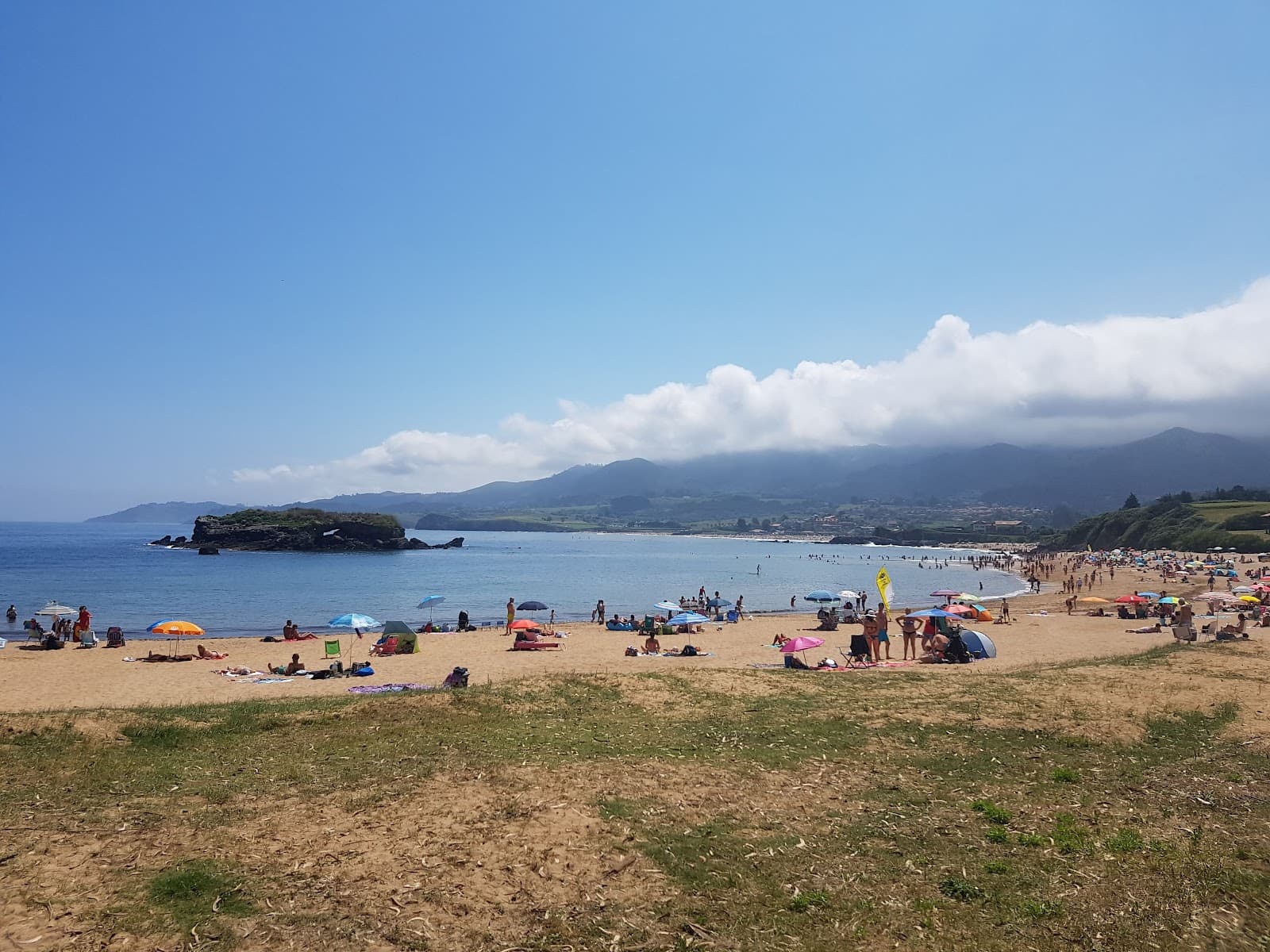 Playa de La Isla - Image 1