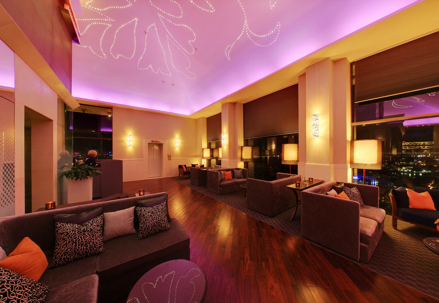 The Summit Bar - Pan Pacific Hanoi - Image 1