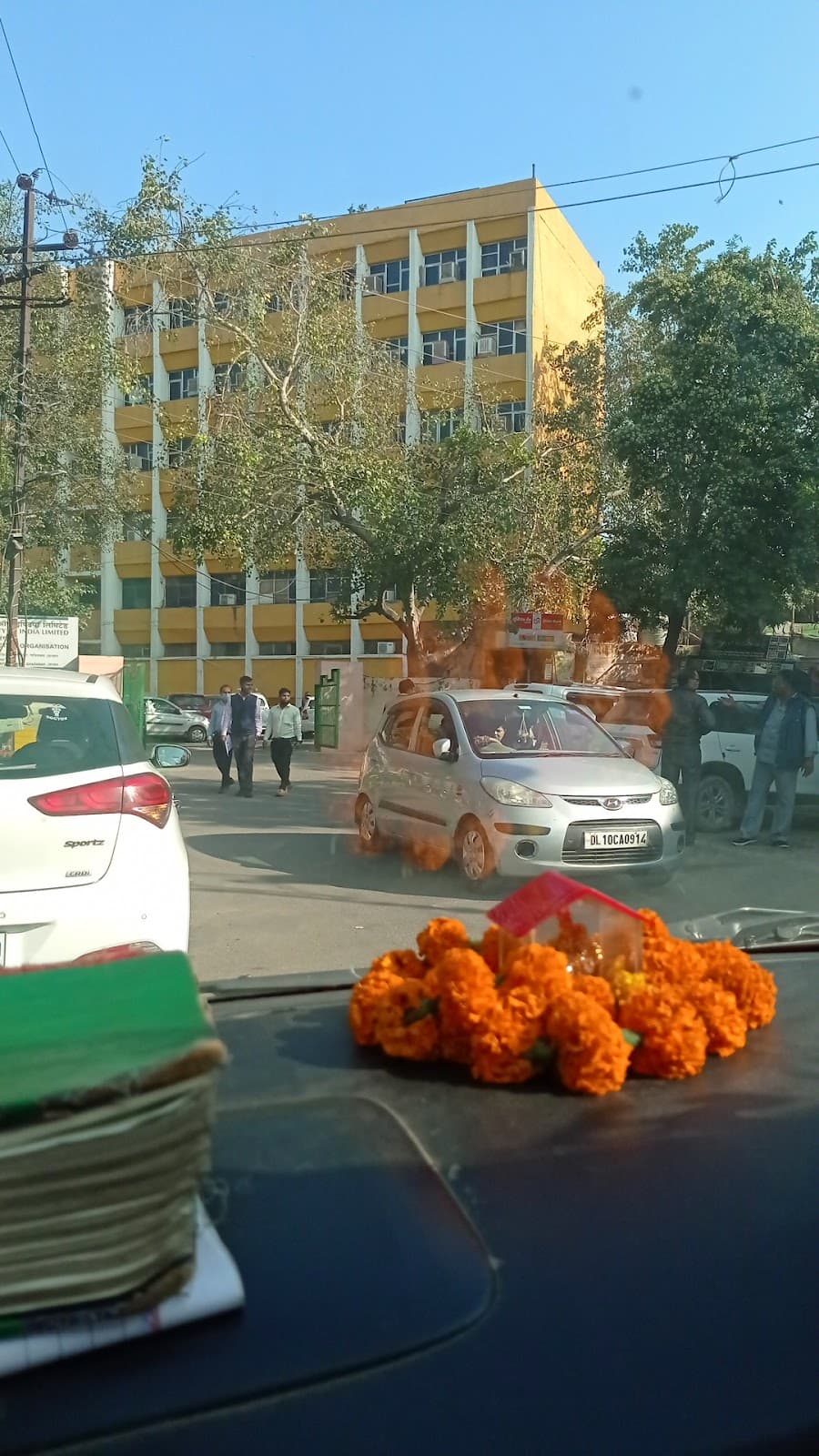 Navyug Market - Image 1